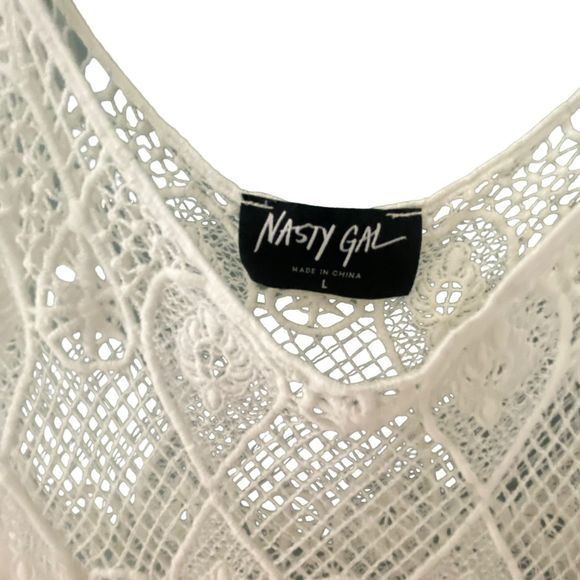 Nasty Gal Women White Crochet Dress or Cover-Up Sleeveless Large - Picture 2 of 7